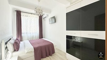 Deluxe Nicolle Solid Residence Mamaia