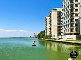 Deluxe Nicolle Solid Residence Mamaia