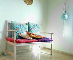 The White Hill Guest House - Hostel