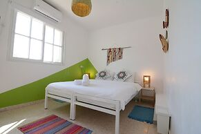 The White Hill Guest House - Hostel