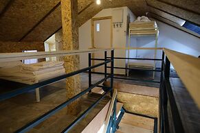 The White Hill Guest House - Hostel