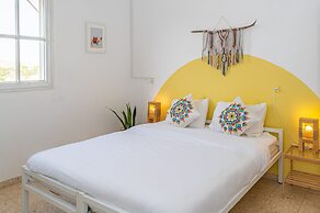 The White Hill Guest House - Hostel