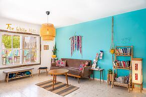The White Hill Guest House - Hostel