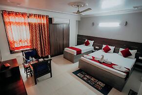 Hotel Jinendra Inn