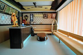 Hotel Jinendra Inn