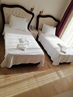 MORDOĞAN Zeytinli Konak Butik Hotel