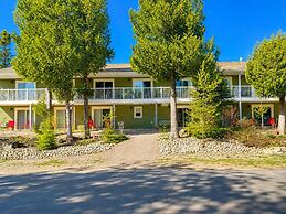 Escarpment Heights Motel