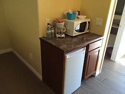 Escarpment Heights Motel