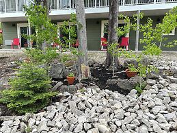 Escarpment Heights Motel