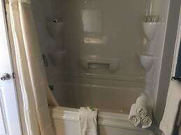 Escarpment Heights Motel