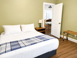Escarpment Heights Motel