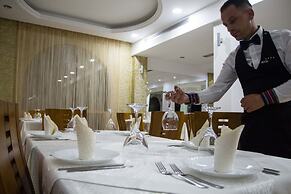 Paradise Lukova Hotel