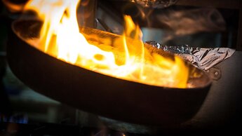 Paradise Lukova Hotel