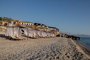 Paradise Lukova Hotel