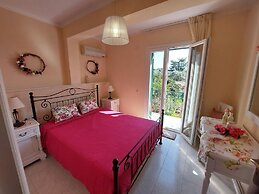 Ariadni Sea View Apartment