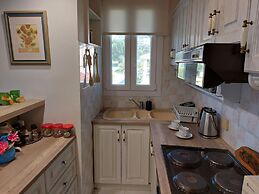 Ariadni Sea View Apartment