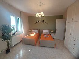 Ariadni Sea View Apartment