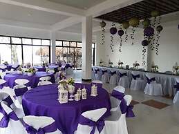 AGM Beachfront Resort & Resto