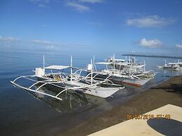 AGM Beachfront Resort & Resto