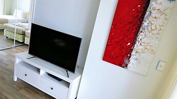 Chevron Renaissance Private Apartments