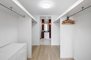 Chevron Renaissance Private Apartments