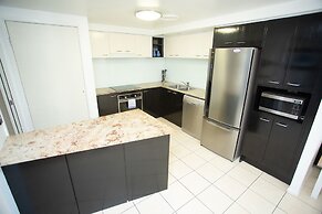 Chevron Renaissance Private Apartments