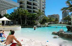 Chevron Renaissance Private Apartments