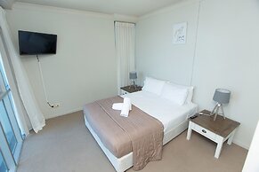 Chevron Renaissance Private Apartments