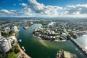 Chevron Renaissance Private Apartments