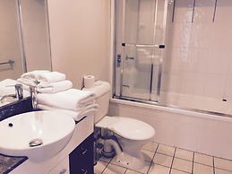 Chevron Renaissance Private Apartments