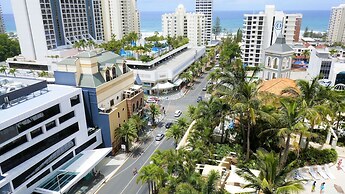 Chevron Renaissance Private Apartments