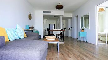 Chevron Renaissance Private Apartments