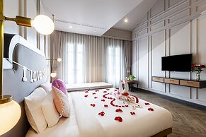 Mila Thapae@ChiangMai Old City