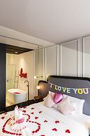 Mila Thapae@ChiangMai Old City