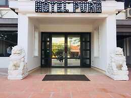 Hotel Pure