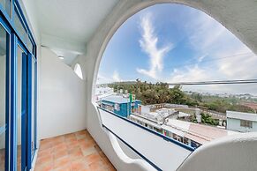 White Lighthouse B&B