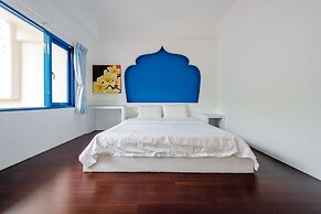 White Lighthouse B&B