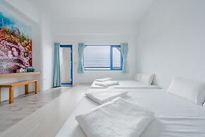 White Lighthouse B&B