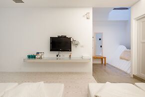 White Lighthouse B&B