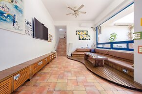 White Lighthouse B&B