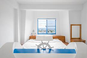 White Lighthouse B&B