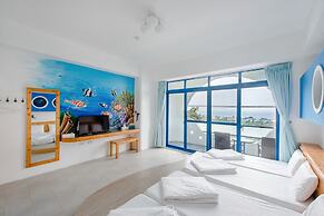 White Lighthouse B&B