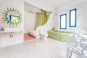 White Lighthouse B&B