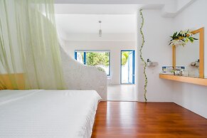 White Lighthouse B&B