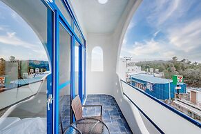 White Lighthouse B&B