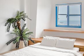 White Lighthouse B&B