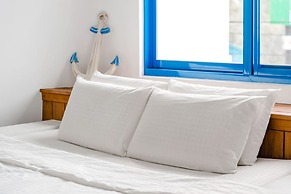 White Lighthouse B&B