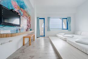 White Lighthouse B&B