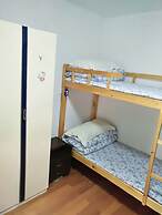 Shanghai Yuelai Guest House - Hostel