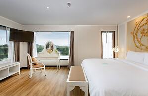 The Riverie by Katathani